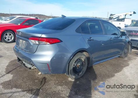 2021 Toyota Corolla Le z USA, uszkodzony, nr VIN 5YFEPMAE8MP177586